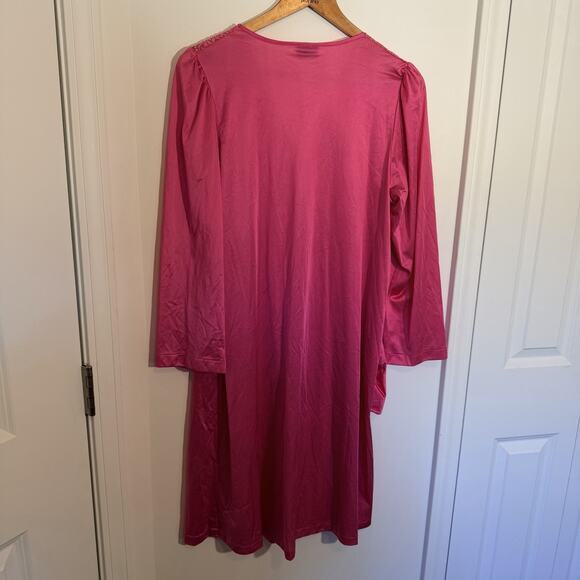 Vintage Vanity Fair Womens Hot Pink Button Up Night Gown/ Robe Size M Nylon USA - Picture 5 of 12
